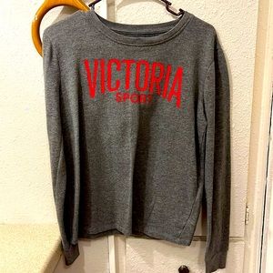 grey and red victoria sport long sleeve XS